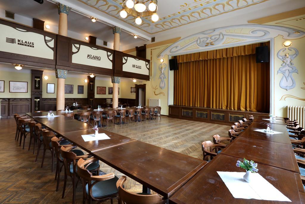 Hotel U Zeleneho Stromu Nepomuk Exterior photo